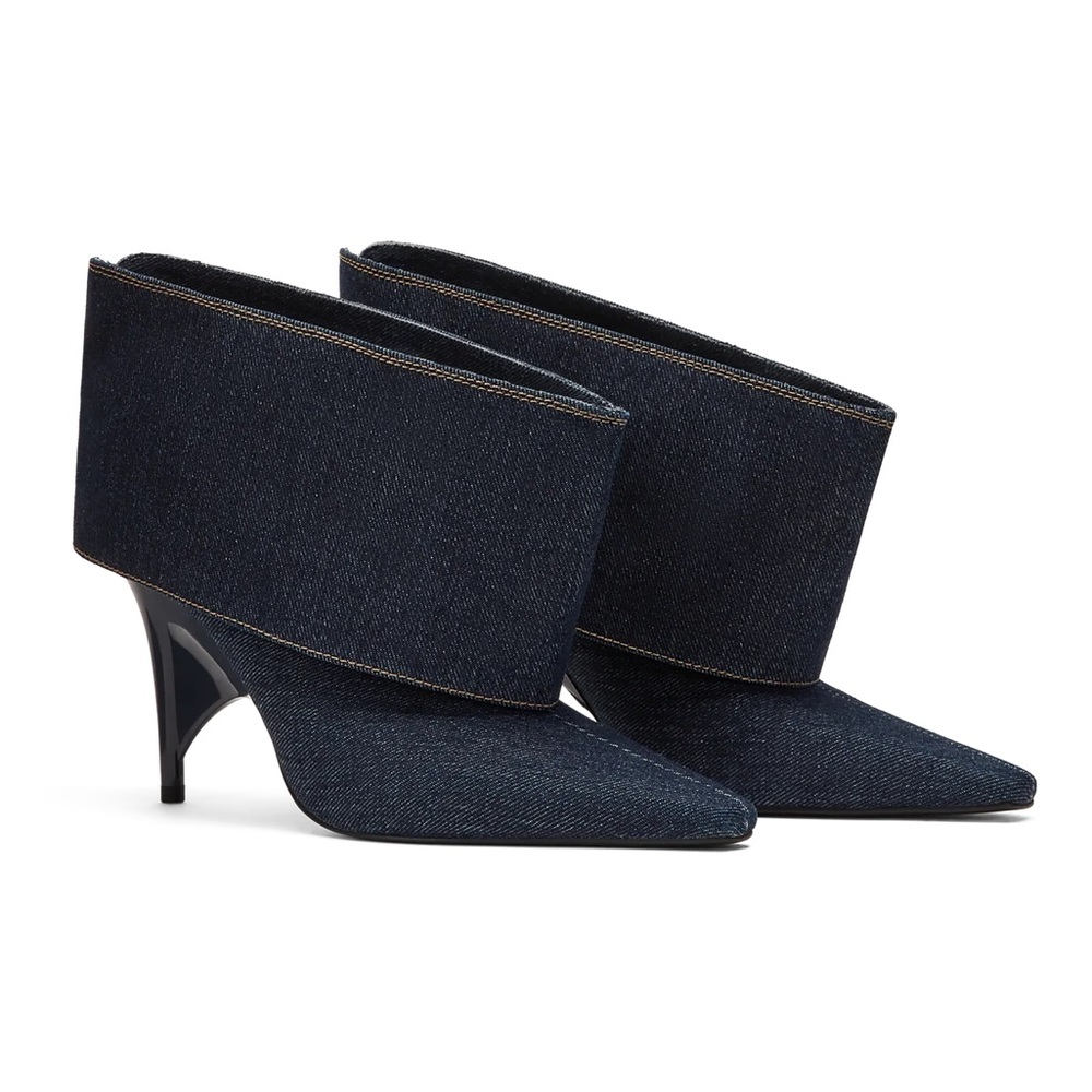 Woods by Jordyn Rev Cuff Heel Denim
Boots - Size 10 - New in Box